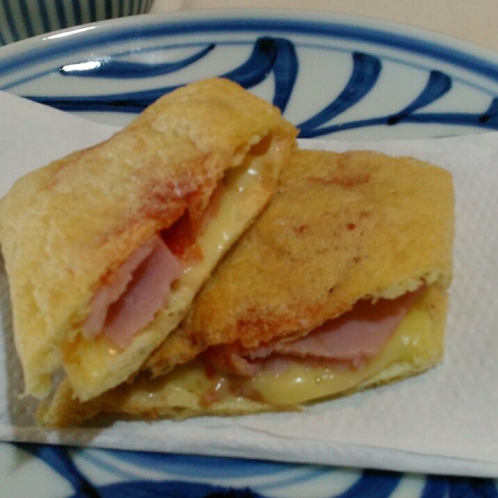糖質制限 油揚げでサンドイッチ チーズトースト風 レシピ 作り方 By さとこたまご 楽天レシピ 糖質制限 油揚げでサンドイッチ チーズトースト風 レシピ 作り方 By さとこたまご 楽天レシピ
